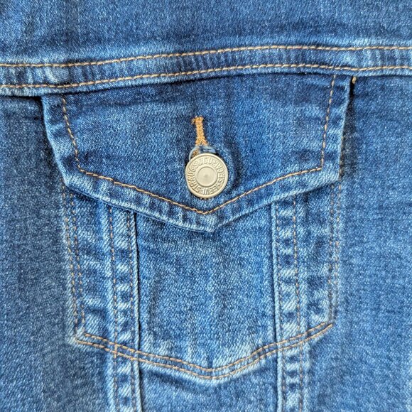 Levi's Trucker Jean Jacket (1X) - Picture 4 of 9